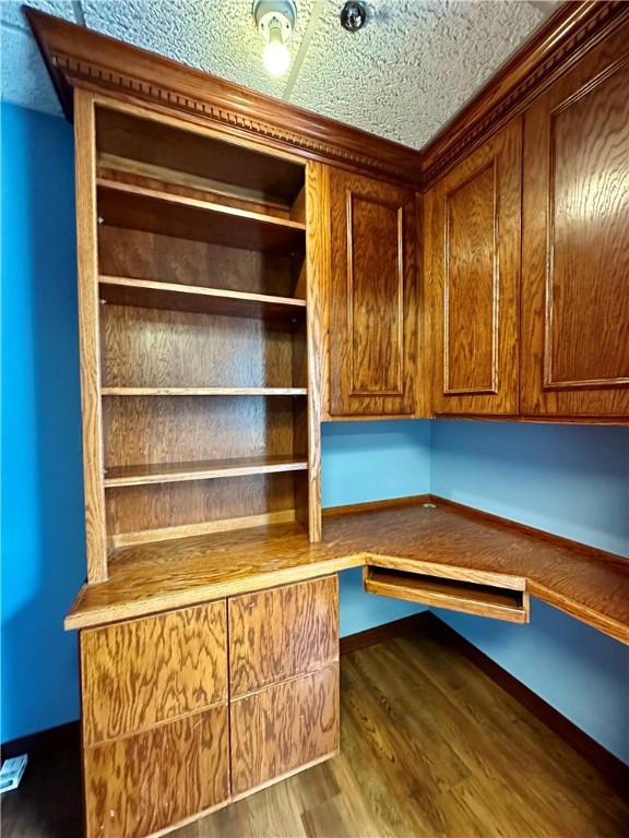 Cmn Bus Park - Commercial Lease