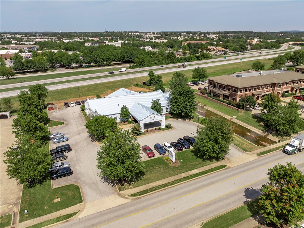 Cmn Bus Park - Commercial Lease