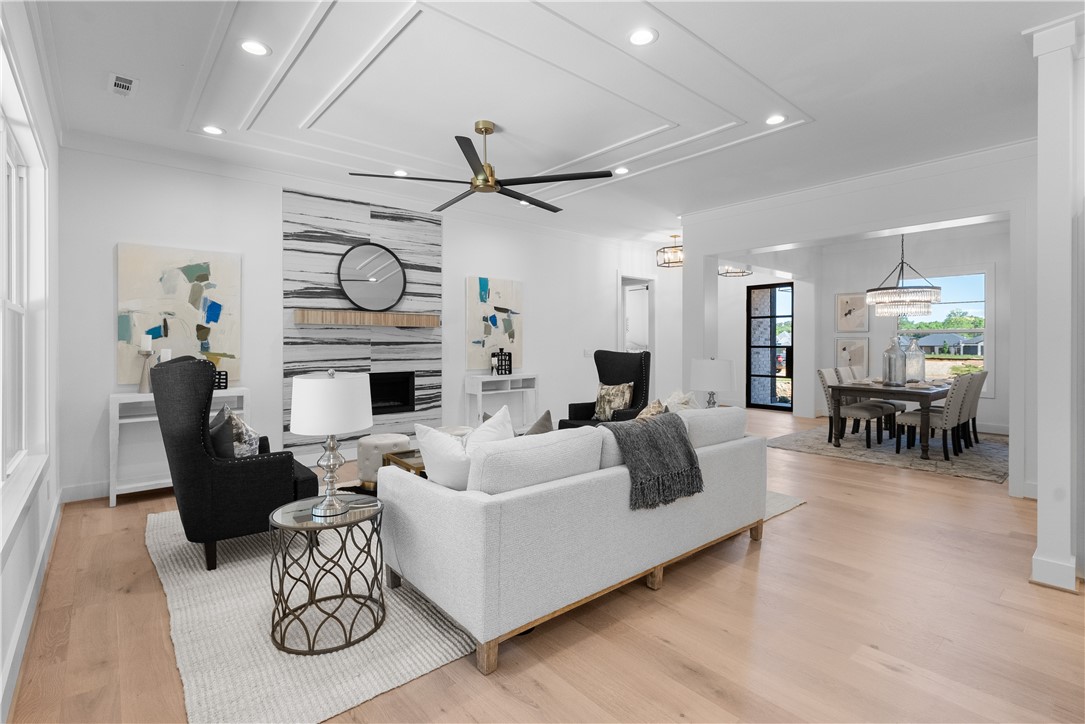 Aurora Heartbeat - Residential