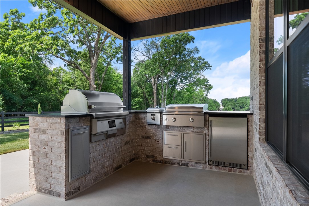 Aurora Heartbeat - Residential