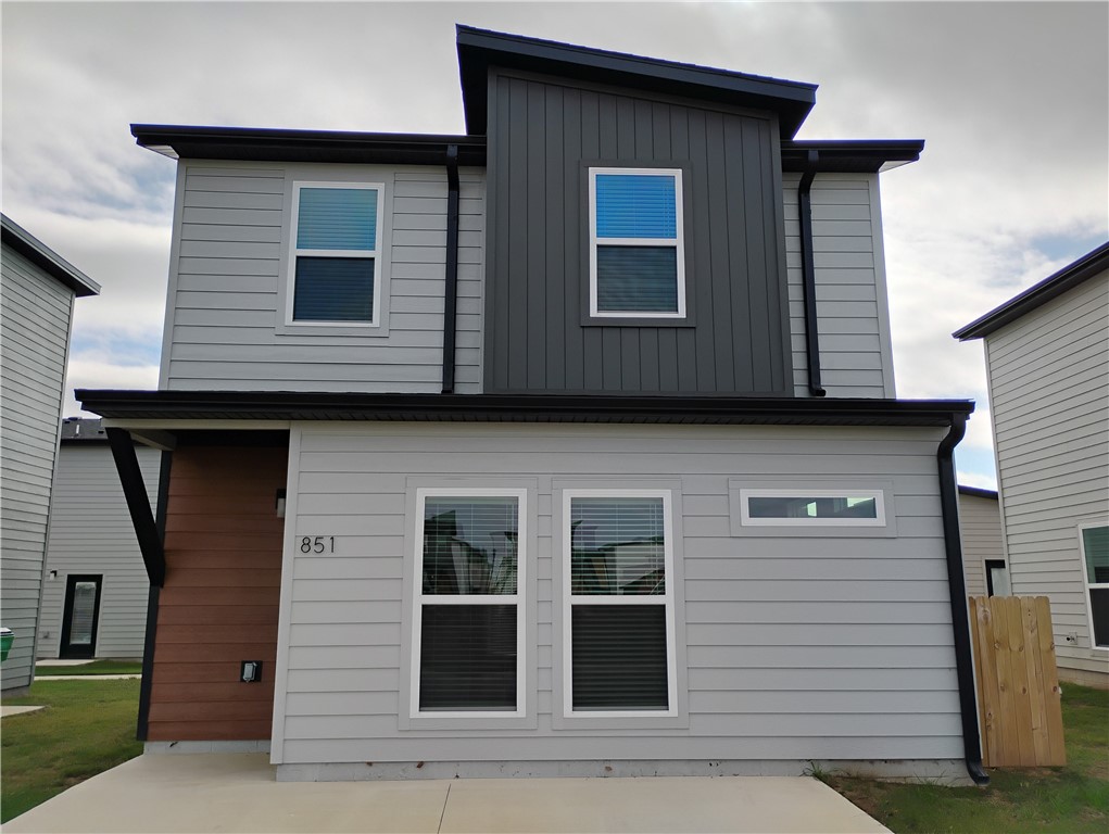 Featherston Village Ph 1 Centerton - Residential Lease