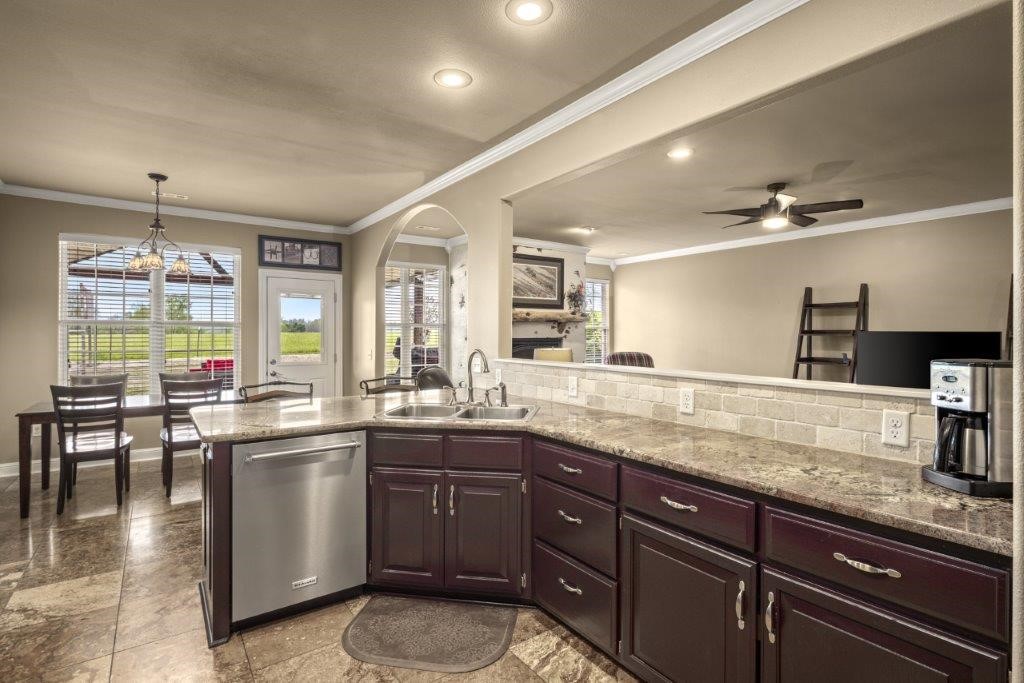 Johnsons 2nd Add Cave Spgs - Residential