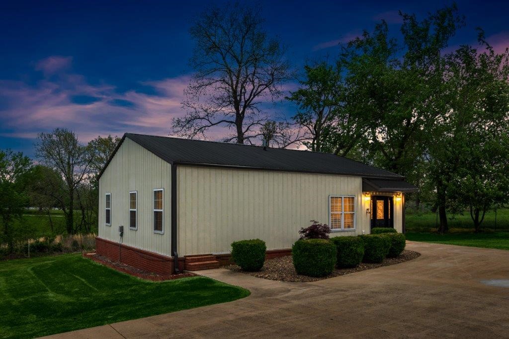 Johnsons 2nd Add Cave Spgs - Residential