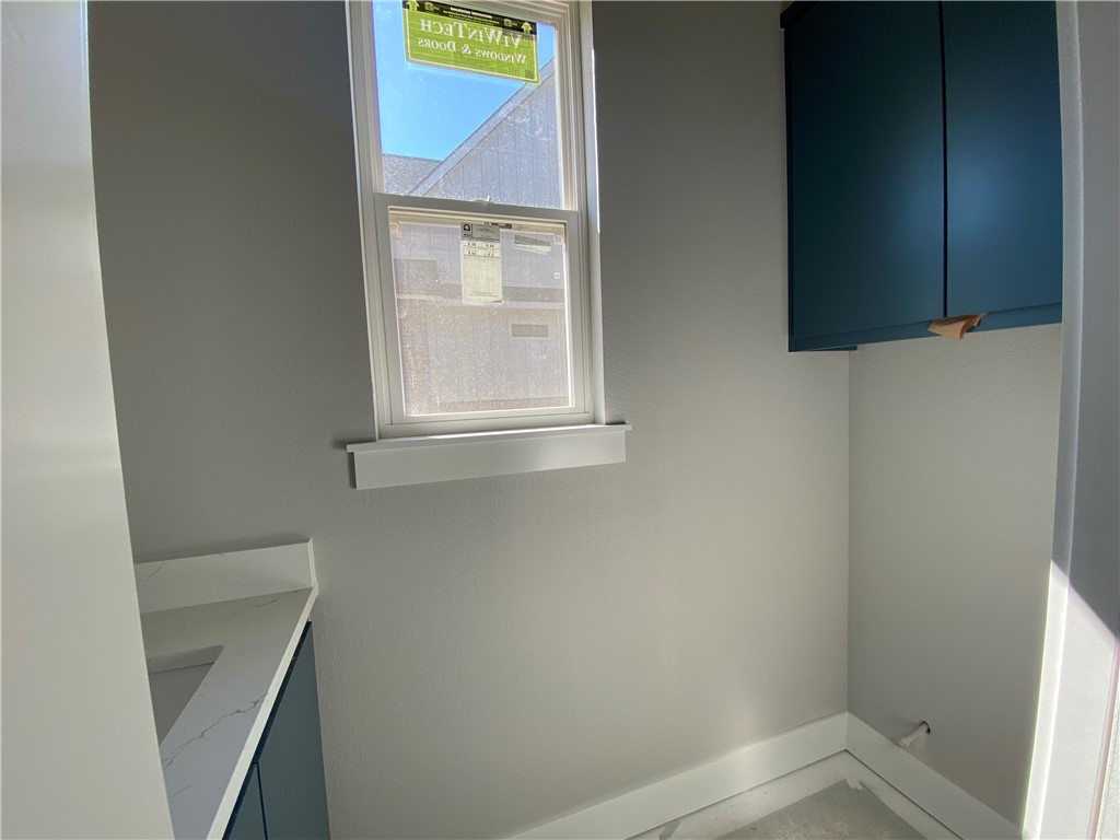 Seminole Park Sub Rogers - Residential