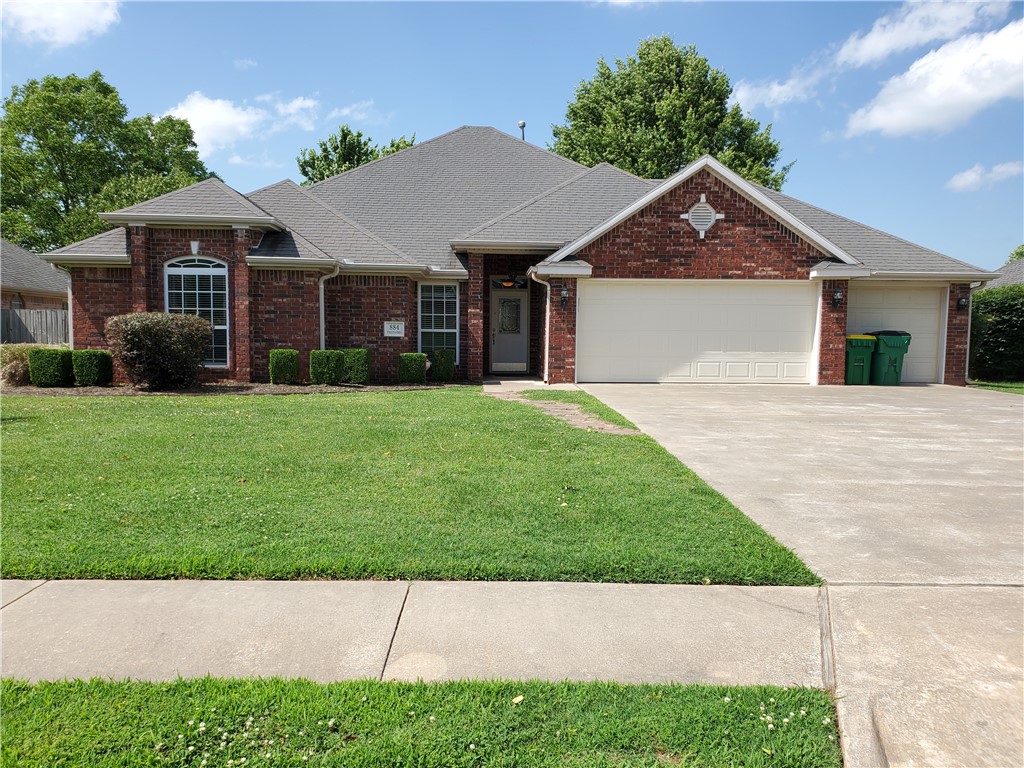 *Please note this is a no cat property, 2 dogs under 20 lbs each are allowed with applicable pet fees*
Conveniently located five from Don Tyson and only three short blocks from George Elementary and Junior High schools, this all brick, well lit house is a keeper. Secluded in the middle of the Palisades subdivision, this house avoids the heavy traffic on outlying thoroughfares. Perfect for a family or those looking for a more quiet spot. Large, open kitchen opens onto a sprawling backyard. Central heat and air. Three car garage.
We do not advertise on Craigslist or Facebook Marketplace.
S.A.F.E. Property Management residents are enrolled in the Resident Benefits Package (RBP) for $35.00/month which includes liability insurance, credit building to help boost the resident’s credit score with timely rent payments, up to $1M Identity Theft Protection, HVAC air filter delivery...etc.