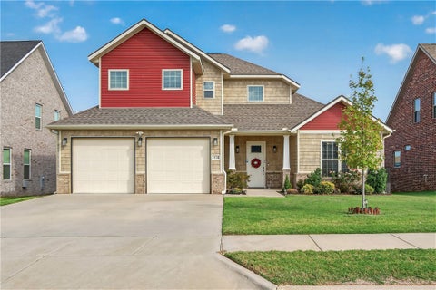 Photo of 2408 SW 18th Street, Bentonville, AR 72713 (MLS # 1363368)