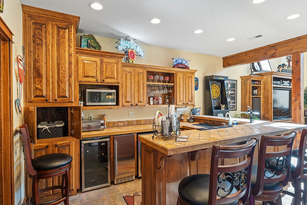 Twin Lakes Est - Residential