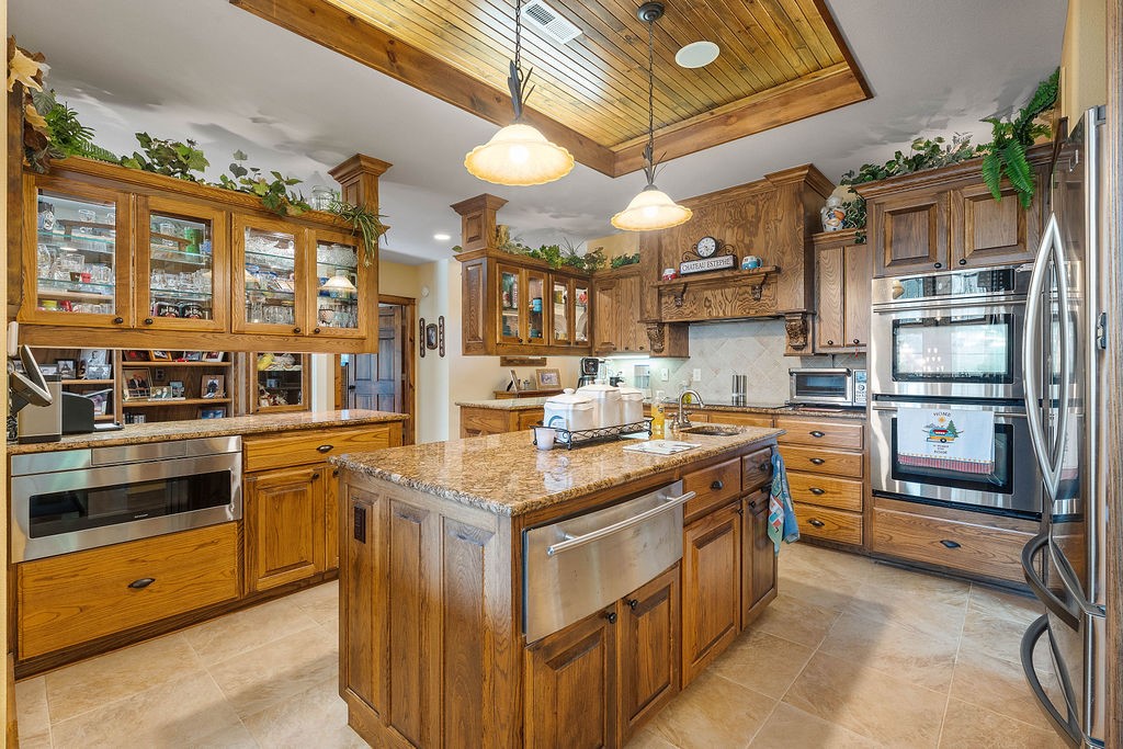 Twin Lakes Est - Residential
