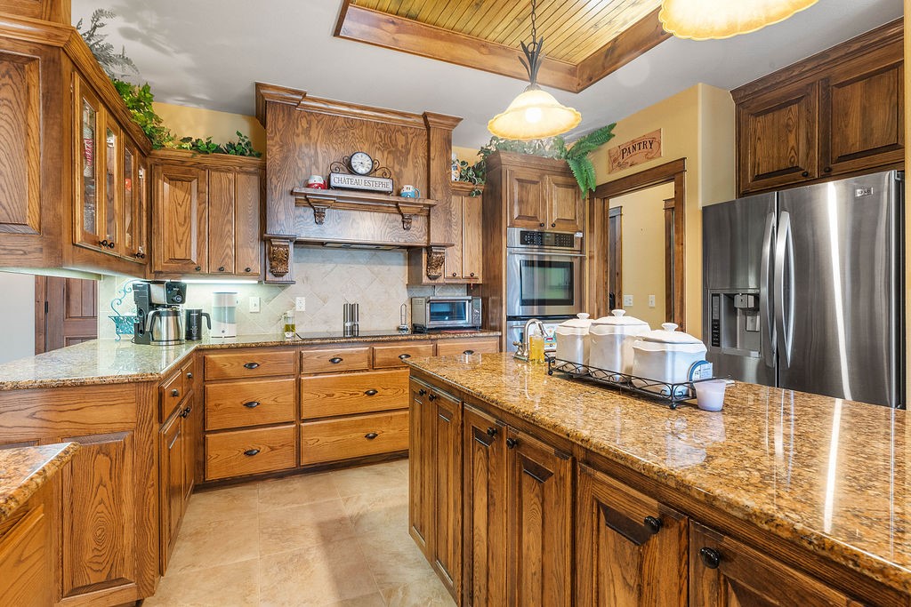 Twin Lakes Est - Residential