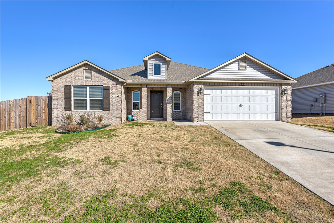 Discover your dream home! This immaculate 4-bed, 2-bath residence is located on a spacious 0.33-acre corner lot. Built in 2021, this one-owner gem has been meticulously maintained, presenting a 'like new' charm. Enjoy seamless living with 1,684 sqft of well-designed space, complemented by fresh interior paint, enhancing the bright and airy atmosphere. Embrace the outdoors with nearby walking trails, while indulging in retail therapy just 6 minutes away at Pinnacle Hills Promenade. Travel enthusiasts will appreciate the quick 10-minute drive to XNA airport. With a prime location and pristine condition, this home is a rare find. Don't miss the opportunity to make it yours!