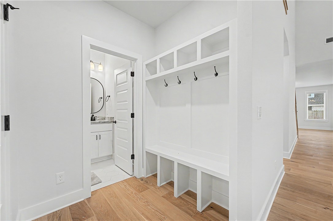 DIAMOND ESTATES PH V-CENTERTON - Residential