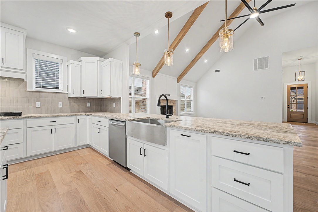 DIAMOND ESTATES PH V-CENTERTON - Residential