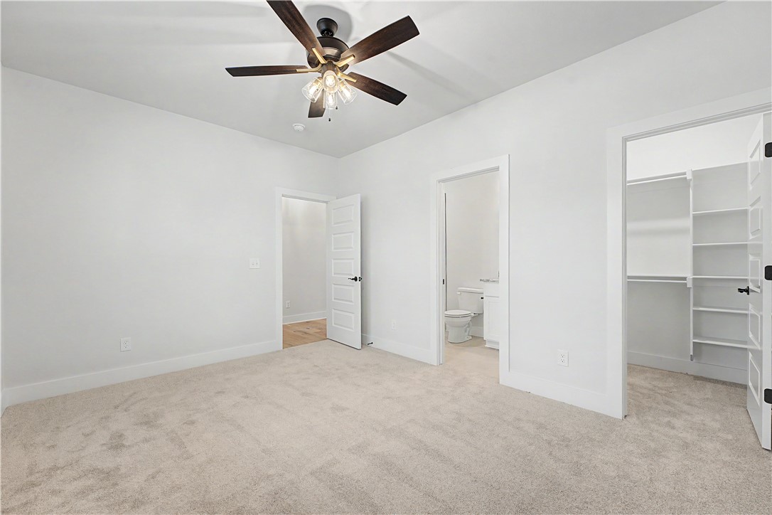 DIAMOND ESTATES PH V-CENTERTON - Residential