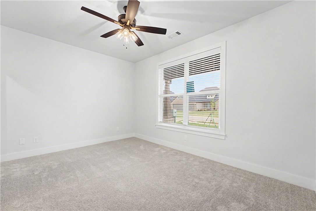 DIAMOND ESTATES PH V-CENTERTON - Residential