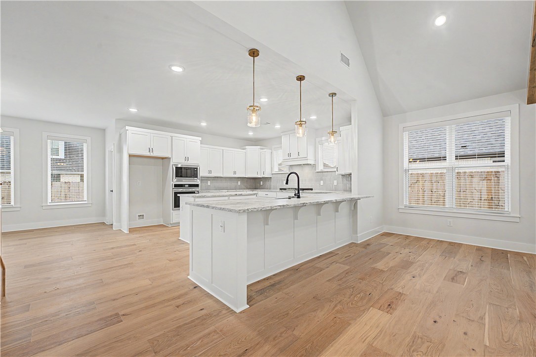 DIAMOND ESTATES PH V-CENTERTON - Residential