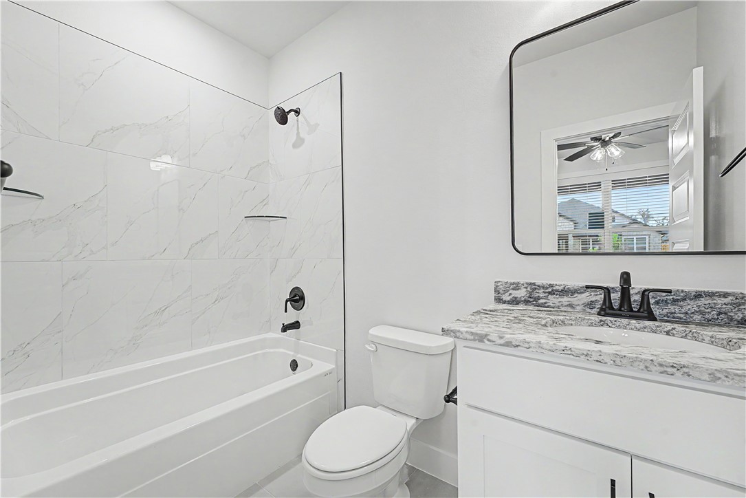 DIAMOND ESTATES PH V-CENTERTON - Residential