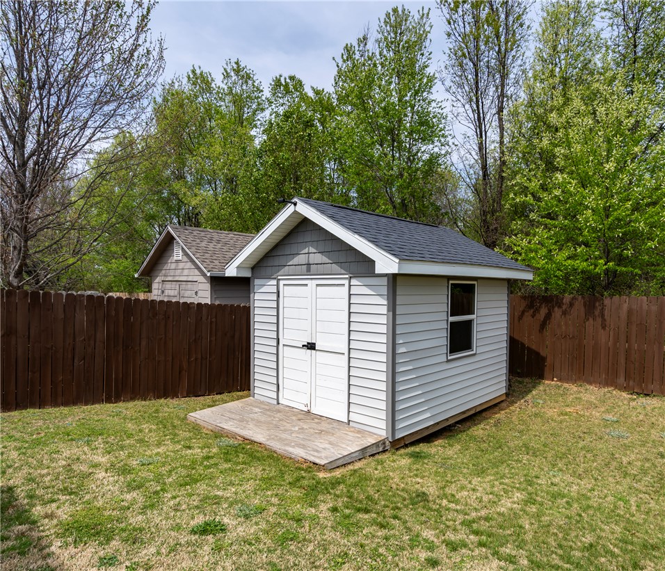 Deer Lodge Sub Siloam Spgs - Residential