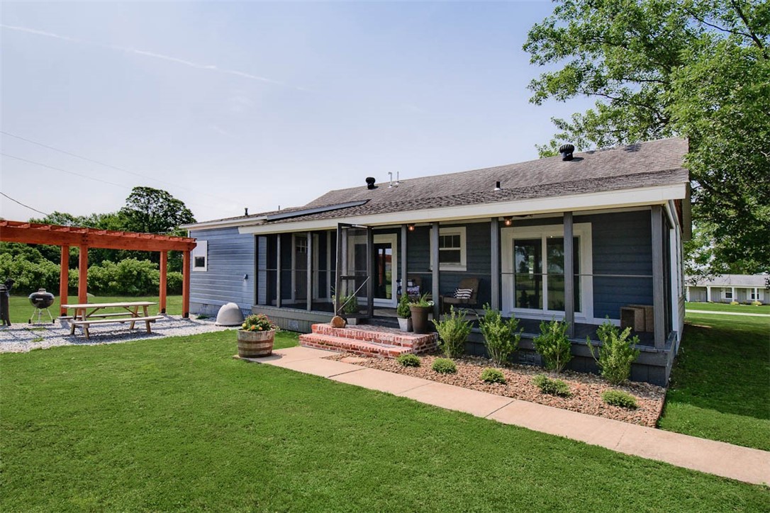 10-17-33-RURAL - Residential