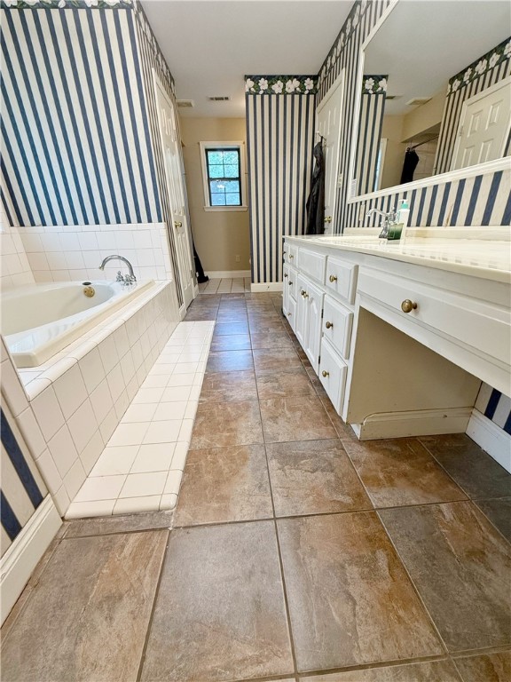 CLOVERLEAF ESTATES PHASE 1 - Residential