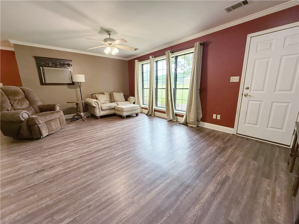 CLOVERLEAF ESTATES PHASE 1 - Residential
