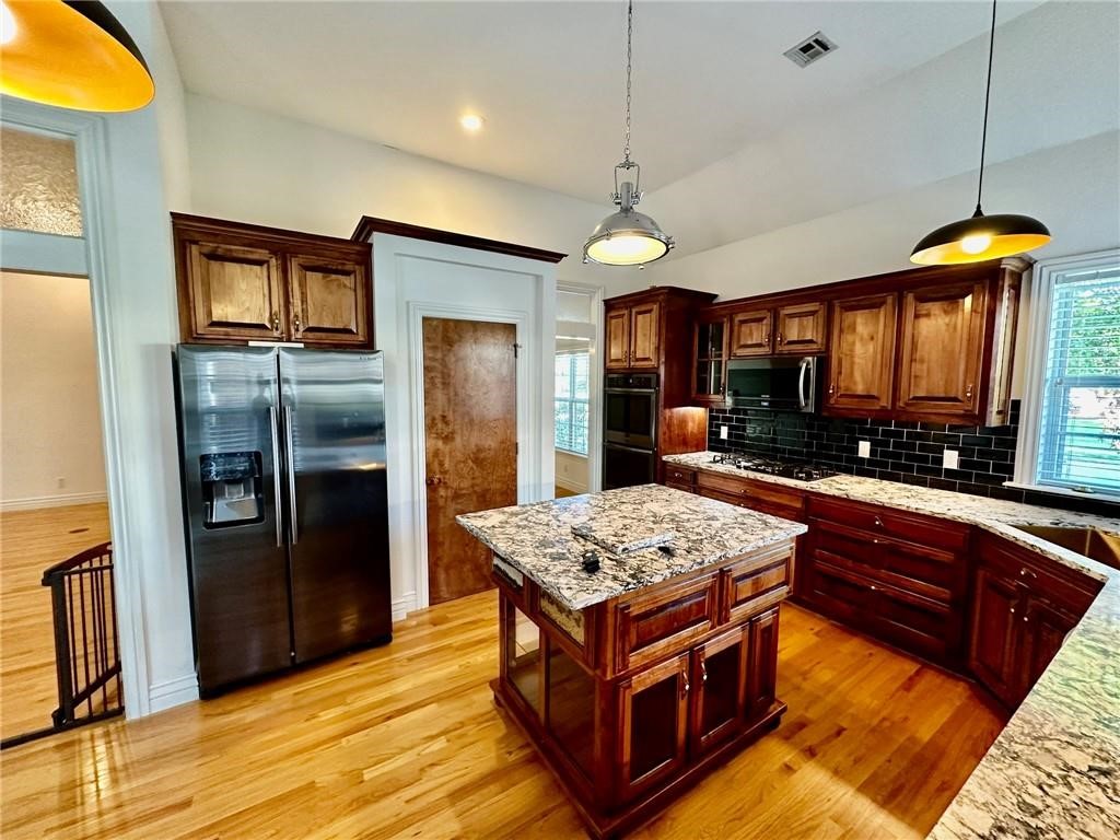 Highland Knolls Ph 5 Rogers - Residential Lease