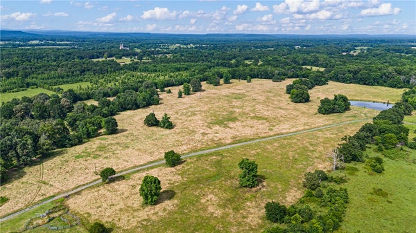 106 NE 8TH ST, ATKINS, AR 72823 - Image c6475e4c7cc0d6c33dabe8d200ea07c8/3235066161