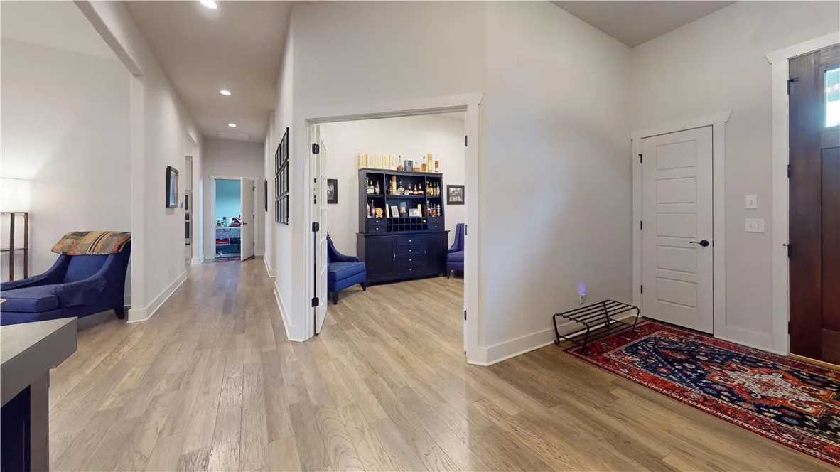 Bentonville, Arkansas 72712, United States, 4 Bedrooms Bedrooms, ,3 BathroomsBathrooms,Residential,Active,201660