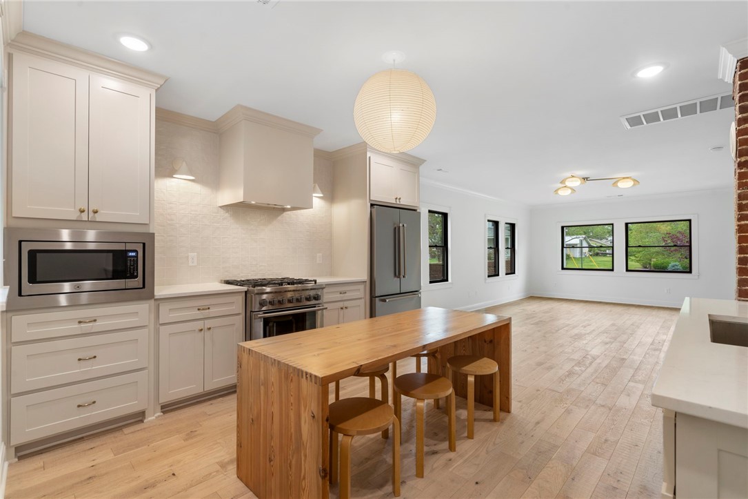 Demings 2nd Add Bentonville - Residential