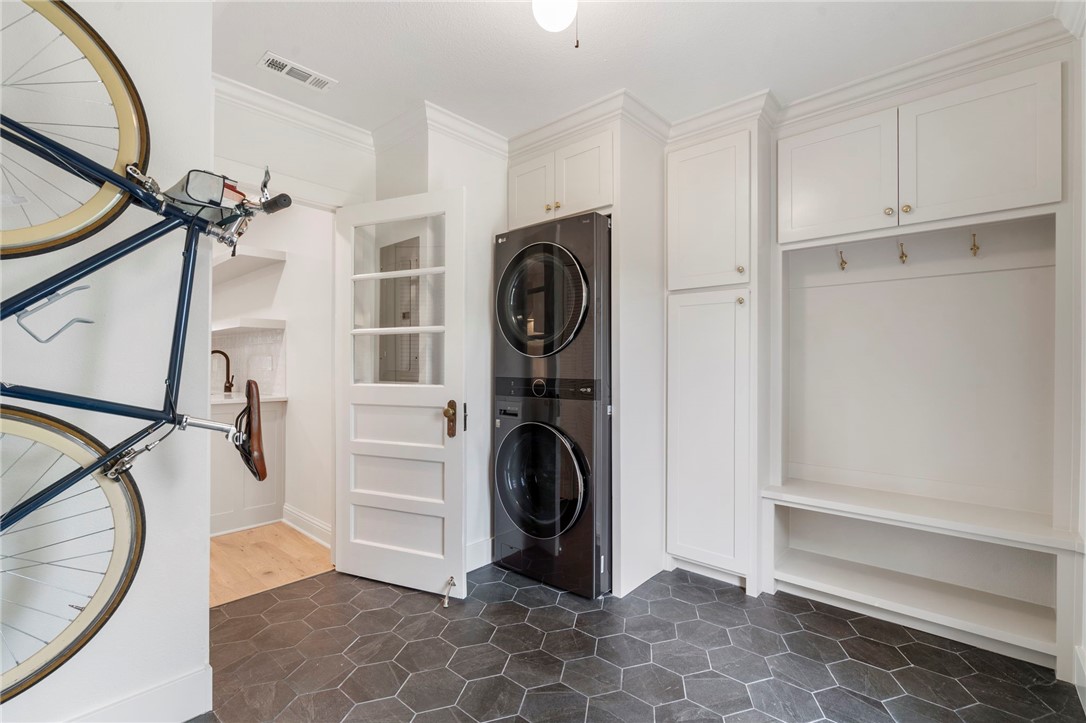 Demings 2nd Add Bentonville - Residential