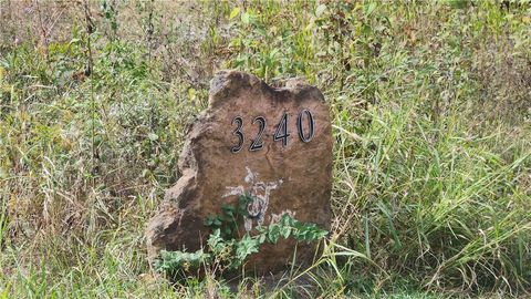 Photo of 3240 Old Farmington Road, Fayetteville, AR 72704 (MLS # 1259911)