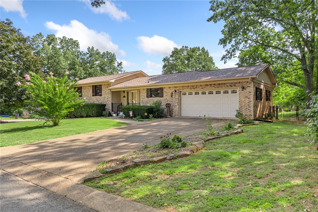 Your new home could be this brick beauty nestled in the heart of Harrison, AR. With 4 beds and 3 baths it boasts a spacious 1613 sq ft with 2 garages, new Anderson Windows, recently replaced roof, fenced in backyard, and all the appliances come with the home. Take the time to see this one before its gone.