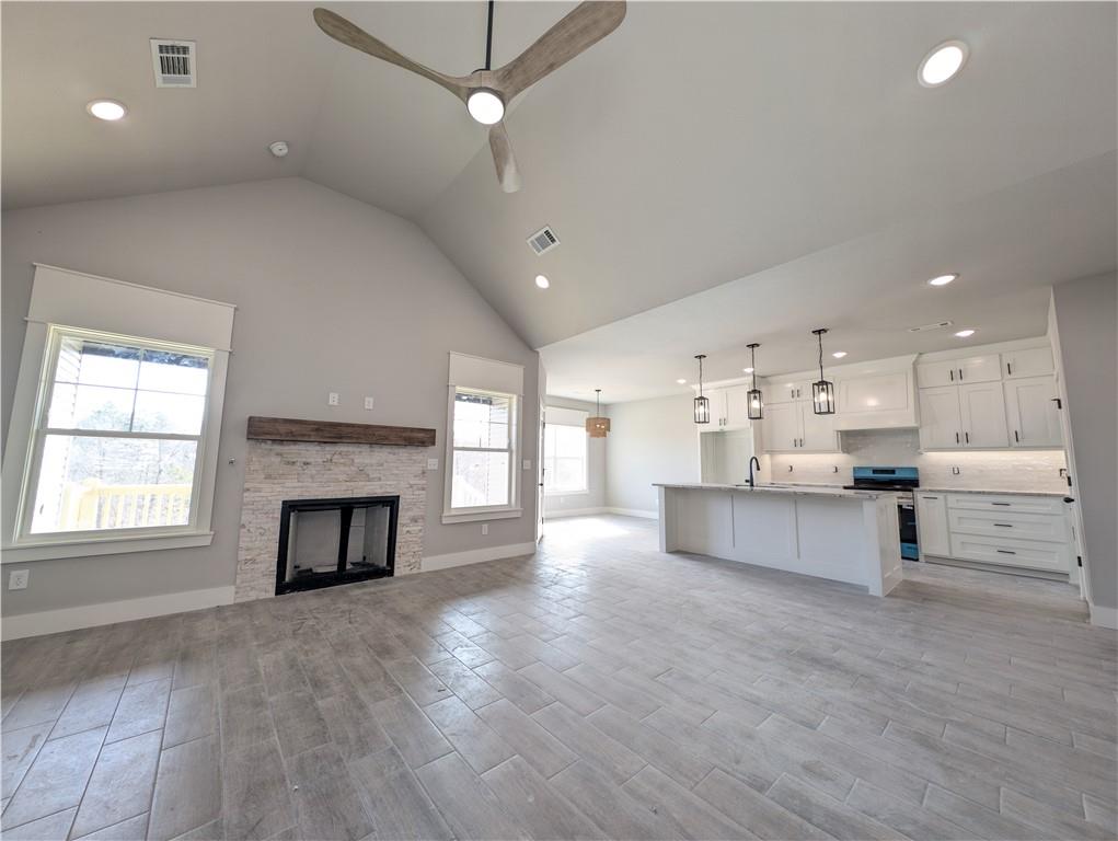 YORK SUB-BVV - Residential Lease