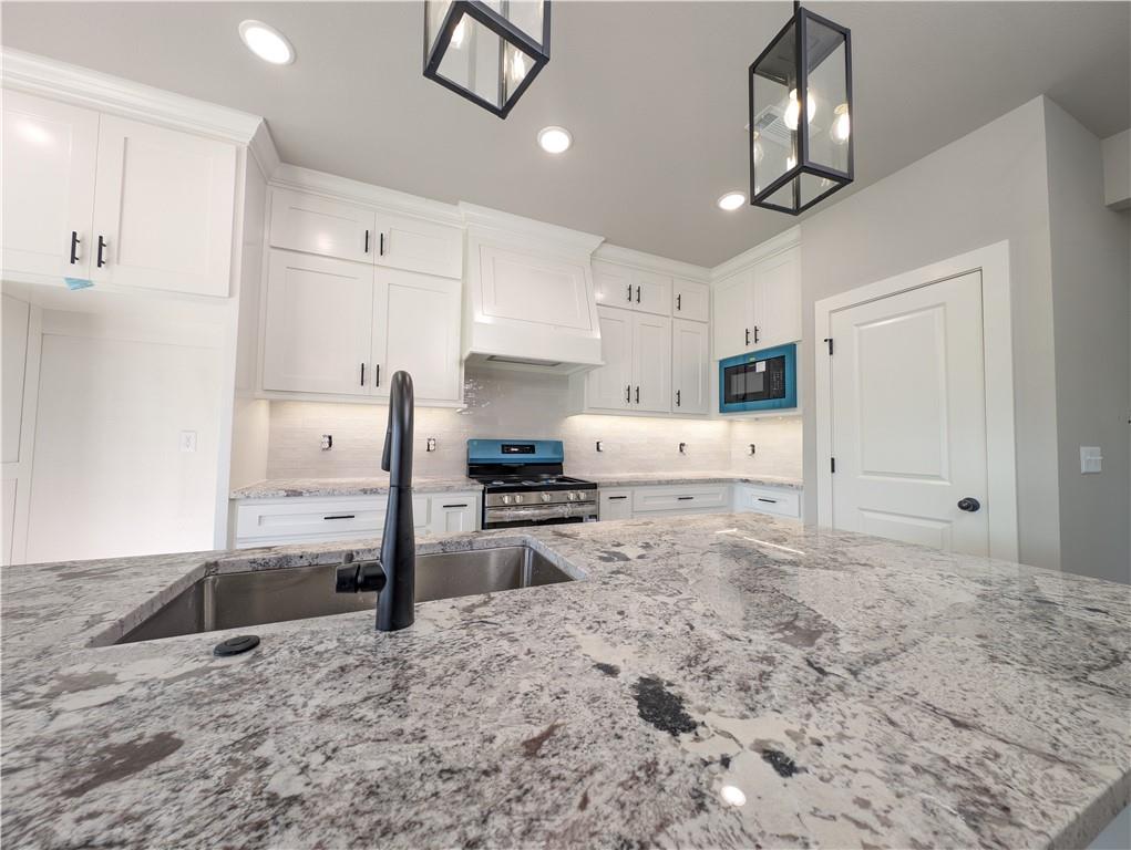 YORK SUB-BVV - Residential Lease