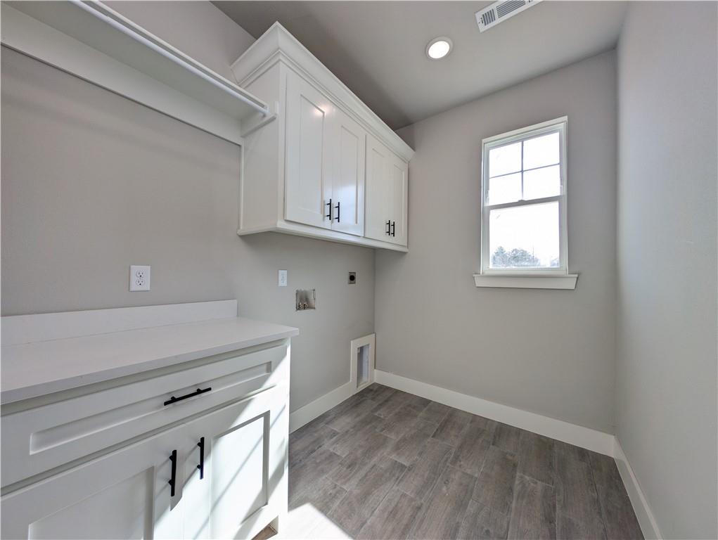 YORK SUB-BVV - Residential Lease