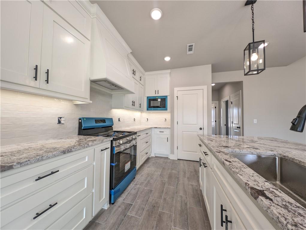 YORK SUB-BVV - Residential Lease