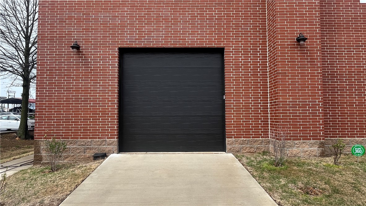 Springdale Outlots - Commercial Lease
