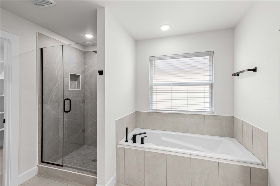 Forest Park Ph 3 Centerton - Residential Lease