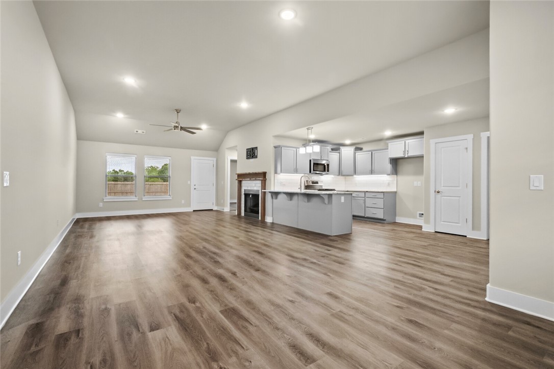 Hilldale Sub Centerton - Residential