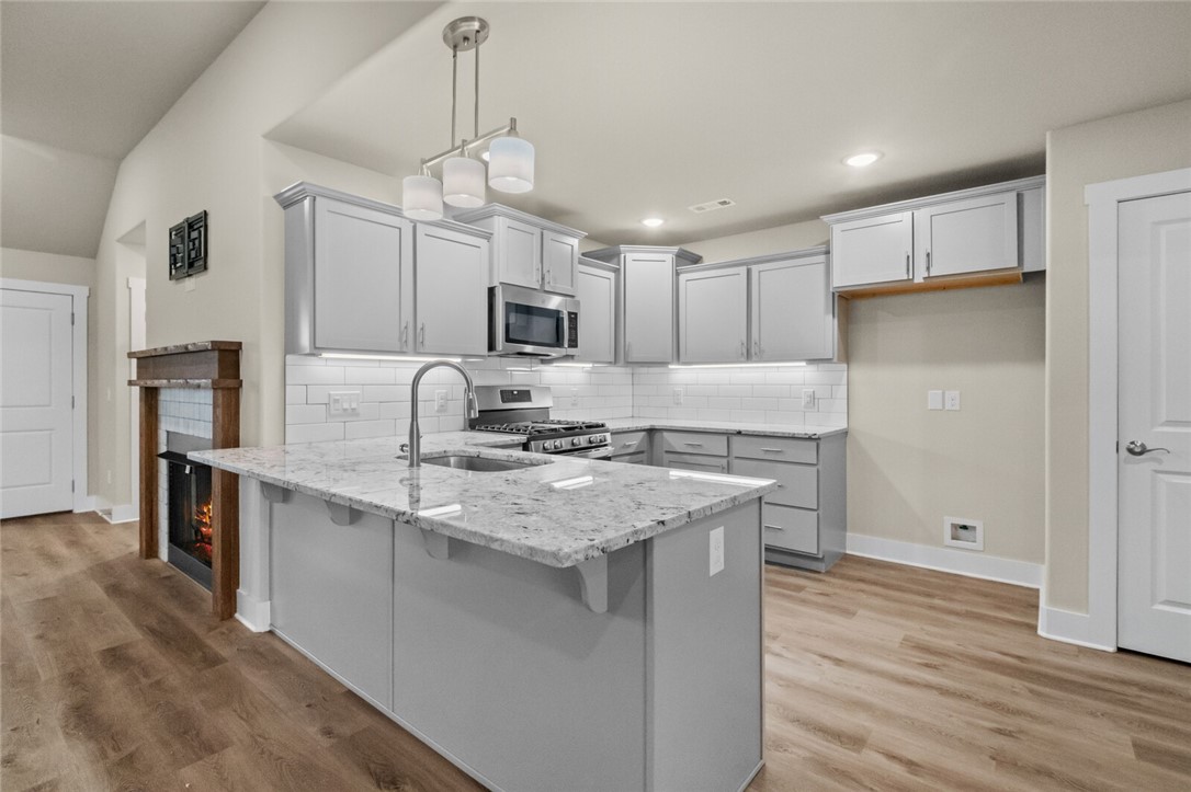 Hilldale Sub Centerton - Residential