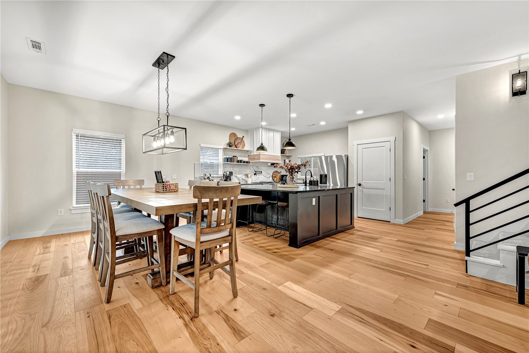 Subdivision: 21-16-30 FAYETTEVILLE OUTLO - Residential