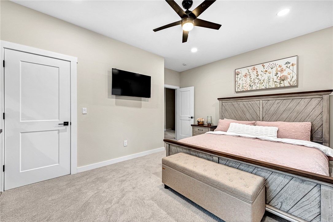 Subdivision: 21-16-30 FAYETTEVILLE OUTLO - Residential