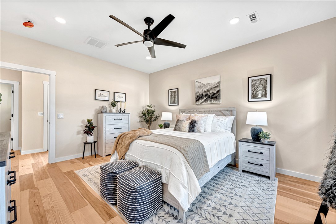 Subdivision: 21-16-30 FAYETTEVILLE OUTLO - Residential
