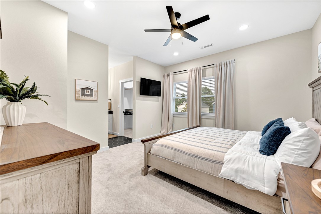 Subdivision: 21-16-30 FAYETTEVILLE OUTLO - Residential