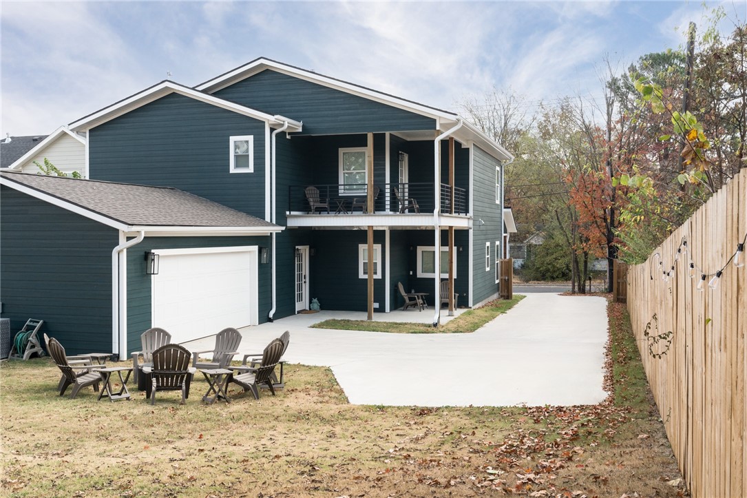 Subdivision: 21-16-30 FAYETTEVILLE OUTLO - Residential