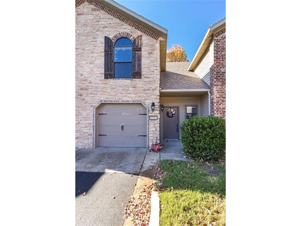 Great location! Only minutes from the University of Arkansas, downtown Fayetteville, restaurants and shopping. Beautiful French country townhouse with 2 bedrooms, 2 bath upstairs, and half bath downstairs.