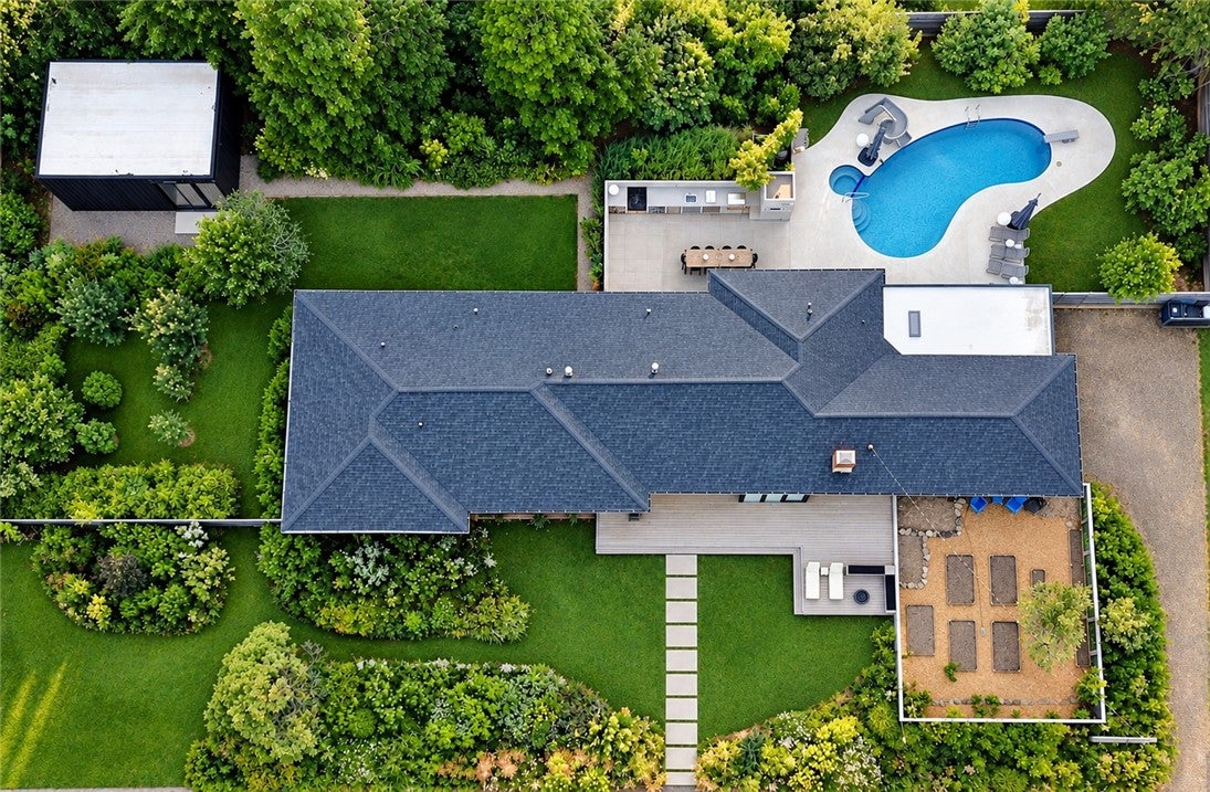 307 Crestview Drive