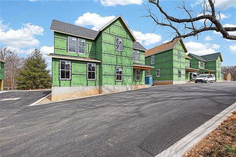 Photo of 2748 E Black Walnut Circle, Fayetteville, AR 72701 (MLS # 1337466)