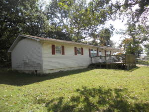 3BR 1.5BA home with large shaded fenced yard. Totally remodeled bath, new paint, large living room. Great location south of Harrison.