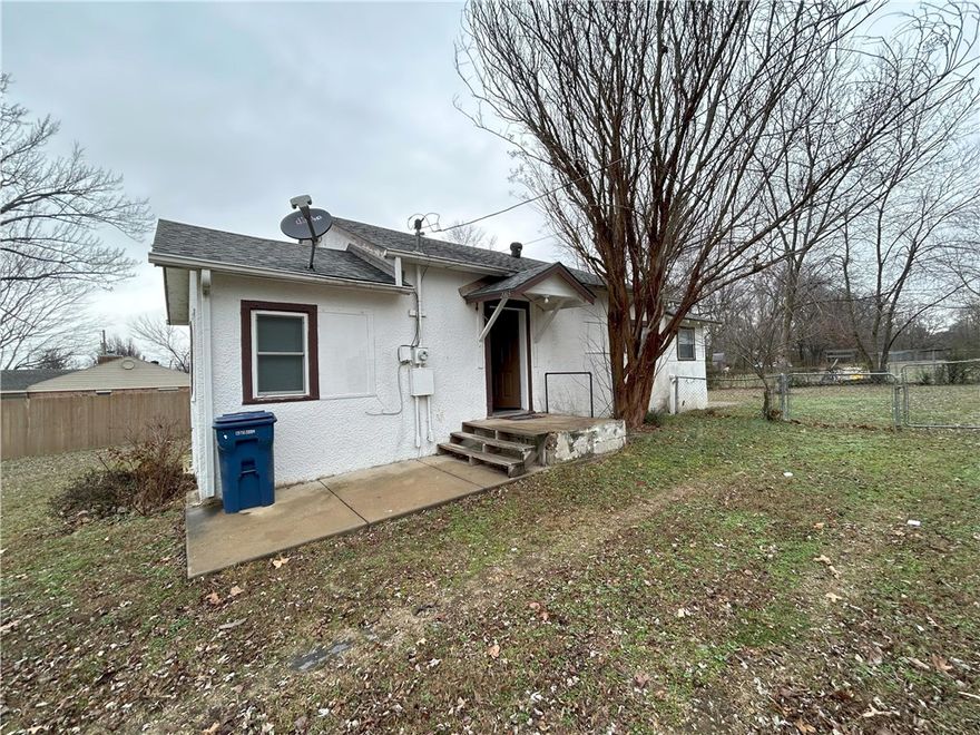 Great investment opportunity! This two bedroom, 1.5 bath home has been recently upgraded inside to feature newer electrical, plumbing, floors, granite countertops and more. Located in a great Siloam Springs location. Lease through March 2026 with potential to renew!