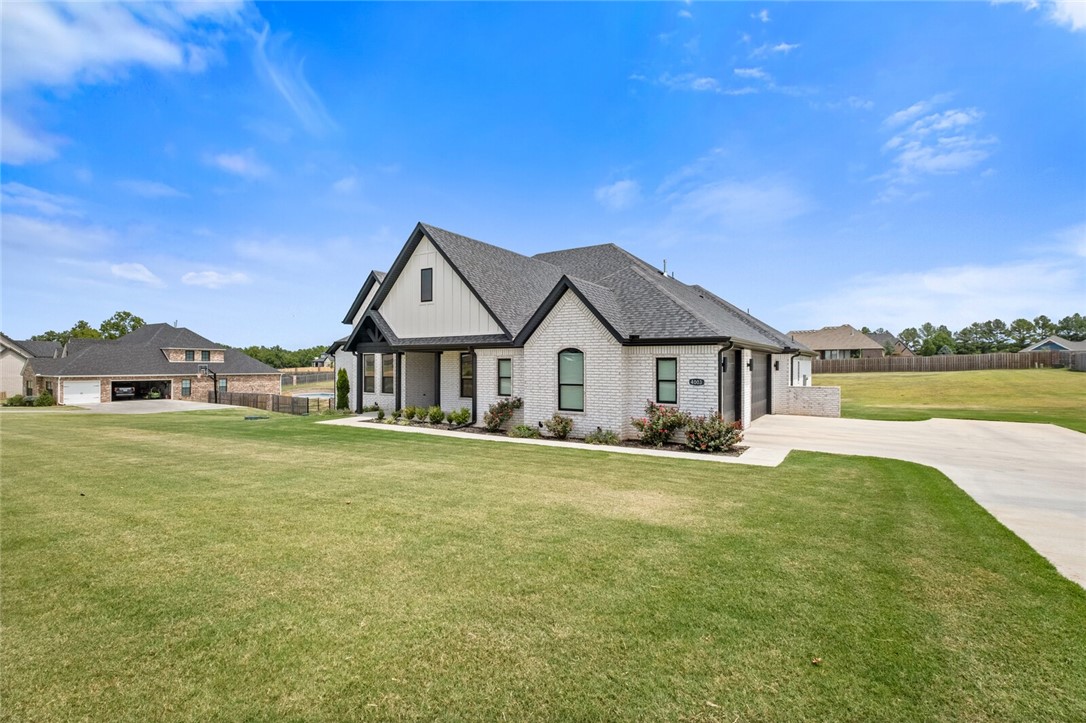 Meadows, The Little Flock - Residential